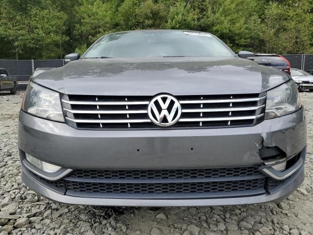 2014 Volkswagen Passat SEL