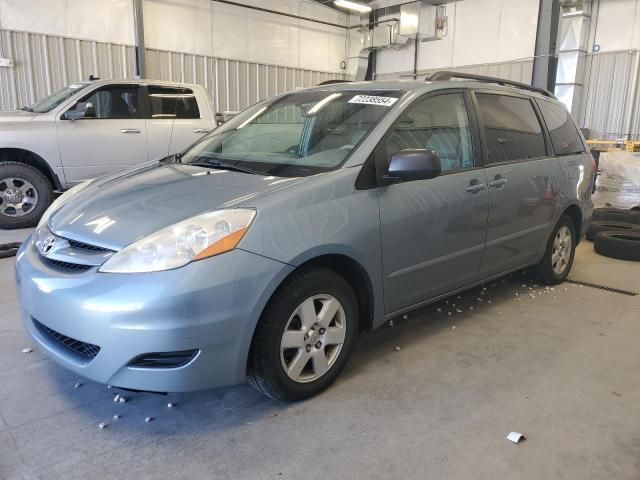 2007 Toyota Sienna CE