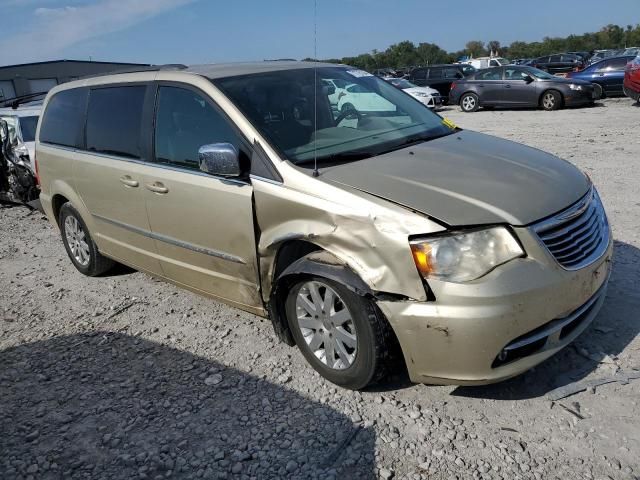 2011 Chrysler Town & Country Touring L