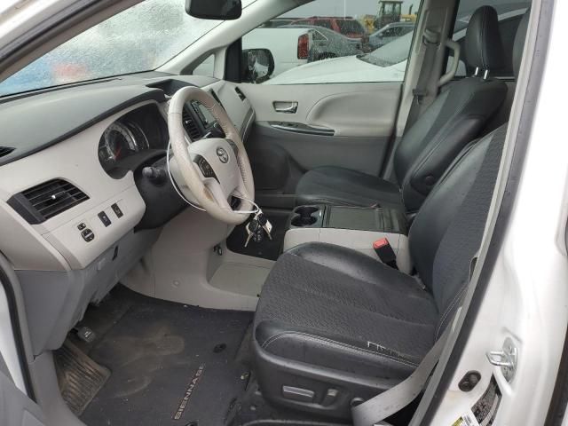 2013 Toyota Sienna Sport