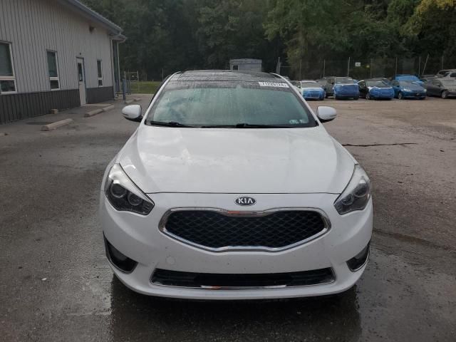 2016 KIA Cadenza Luxury