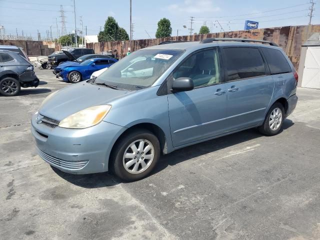 2005 Toyota Sienna CE