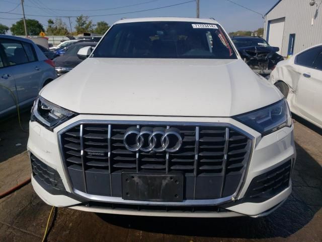 2020 Audi Q7 Premium