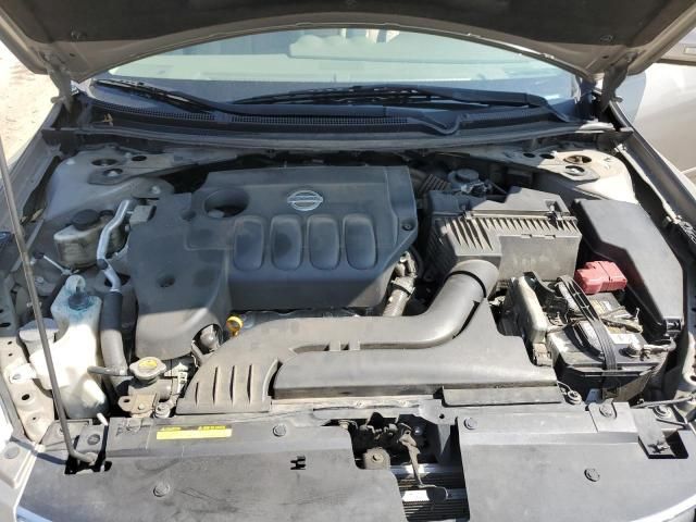 2011 Nissan Altima Base