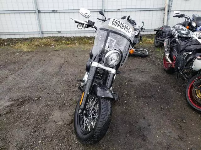 2018 Harley-Davidson Flsl Softail Slim