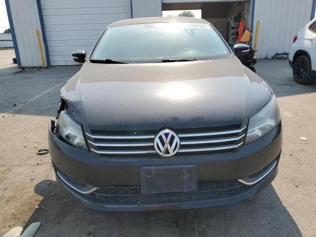 2014 Volkswagen Passat S