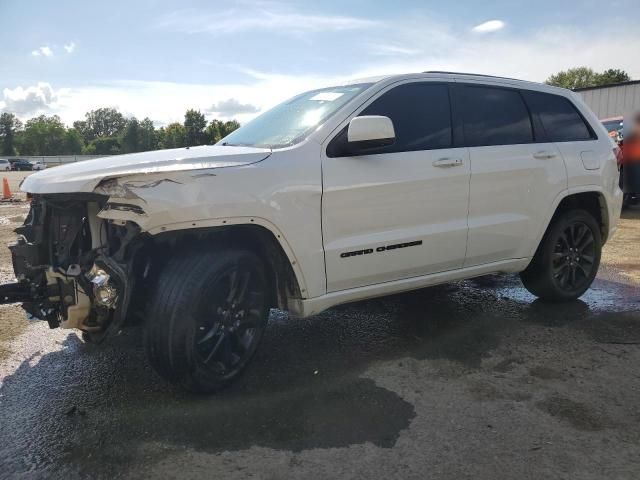 2020 Jeep Grand Cherokee Laredo