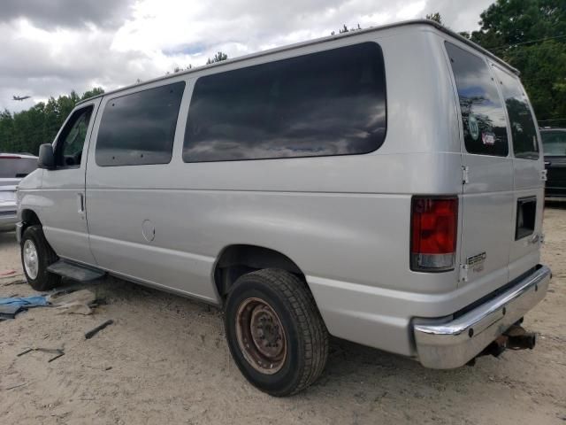 2011 Ford Econoline E350 Super Duty Wagon