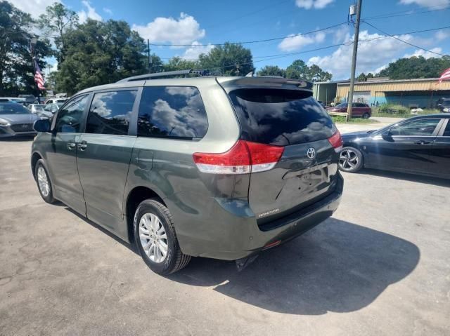 2011 Toyota Sienna XLE