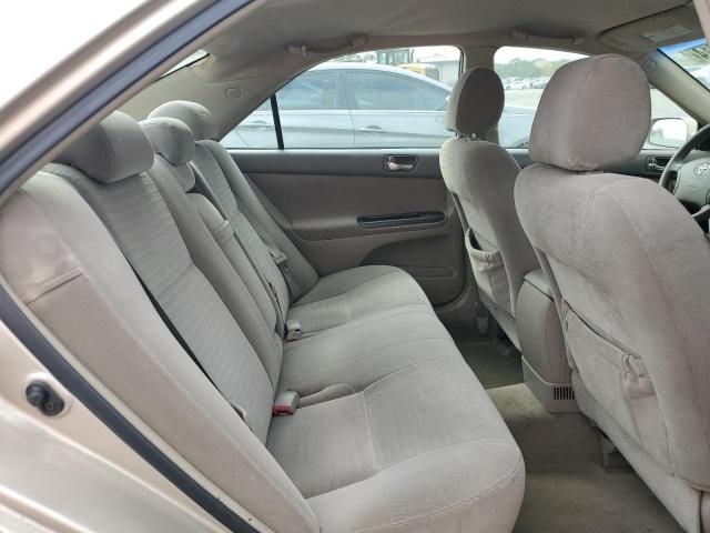 2005 Toyota Camry LE