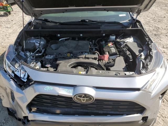 2020 Toyota Rav4 XLE