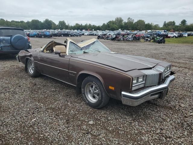 1977 Oldsmobile Cutlass SU