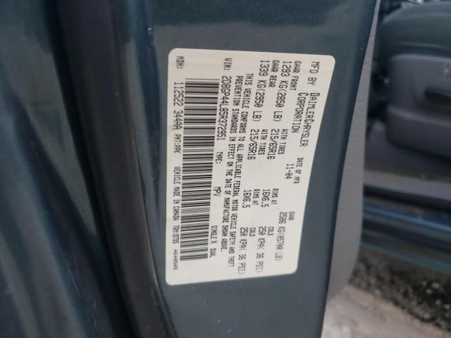 2005 Dodge Grand Caravan SXT