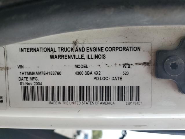 2005 International 4000 4300