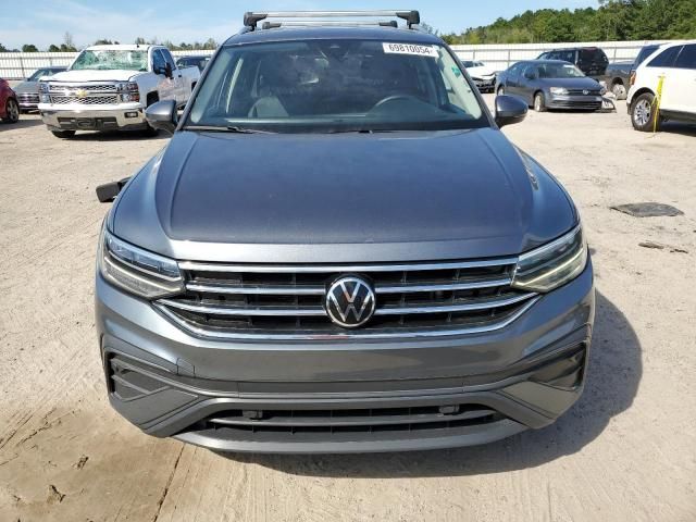 2023 Volkswagen Tiguan SE