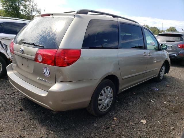 2009 Toyota Sienna CE