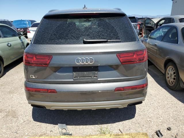 2019 Audi Q7 Premium