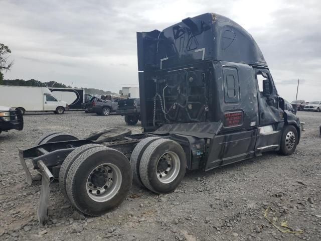 2015 Freightliner Cascadia 125