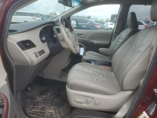 2011 Toyota Sienna XLE