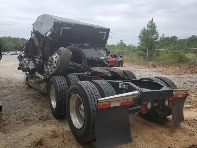 2016 Peterbilt 579