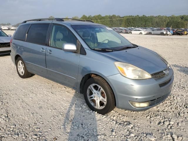 2005 Toyota Sienna XLE