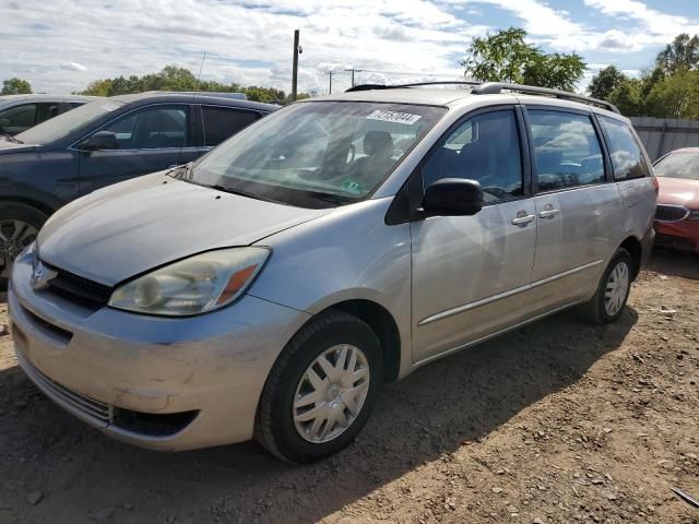 2005 Toyota Sienna CE