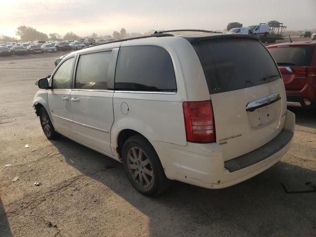 2009 Chrysler Town & Country Touring