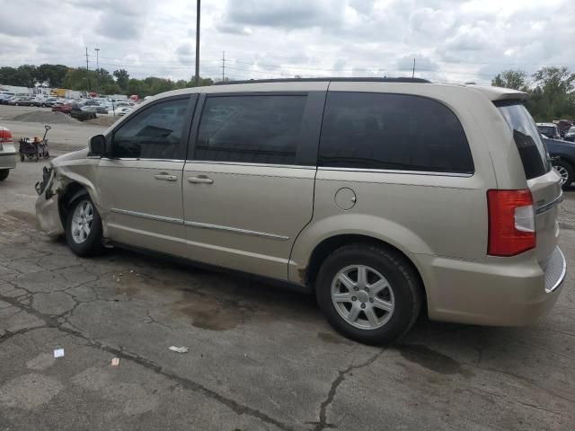 2013 Chrysler Town & Country Touring