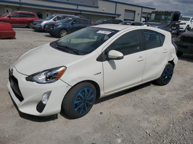 2016 Toyota Prius C