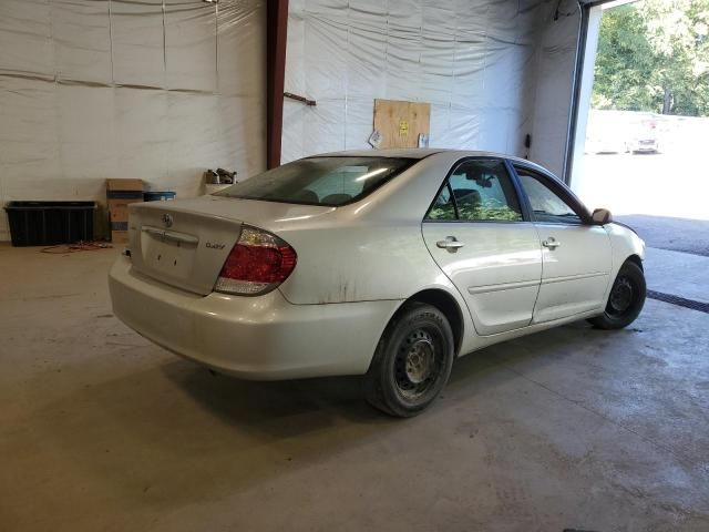 2005 Toyota Camry LE