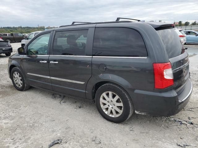 2012 Chrysler Town & Country Touring L