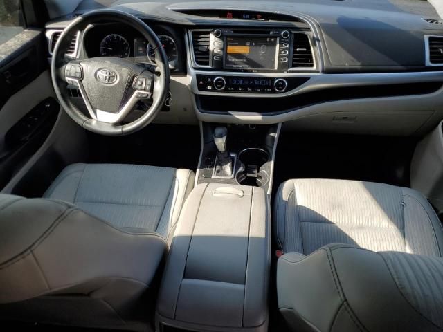 2019 Toyota Highlander LE