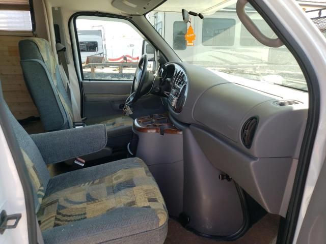 2002 Ford Econoline E450 Super Duty Cutaway Van