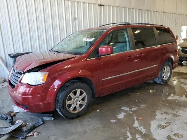 2010 Chrysler Town & Country Touring