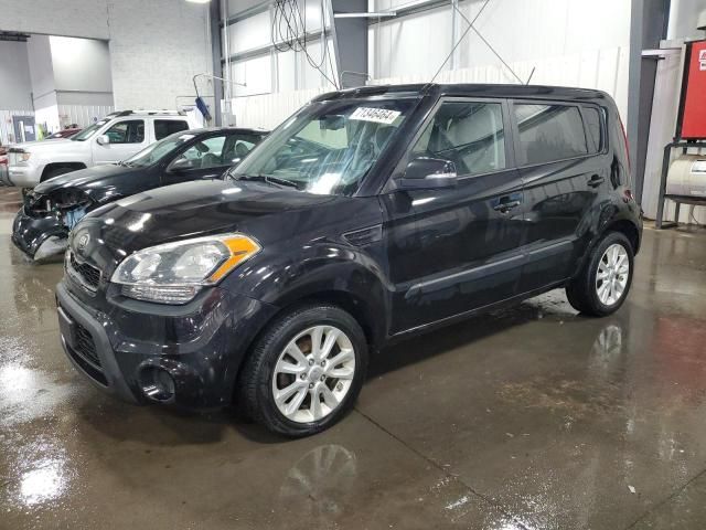 2013 KIA Soul +