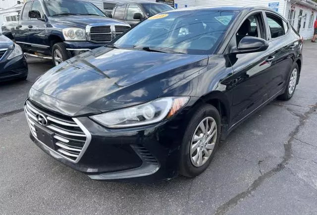 2018 Hyundai Elantra SE