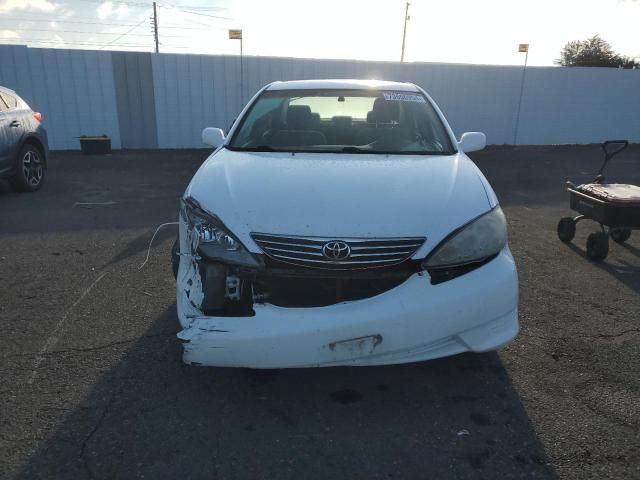 2005 Toyota Camry LE