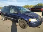 2005 Chrysler Town & Country