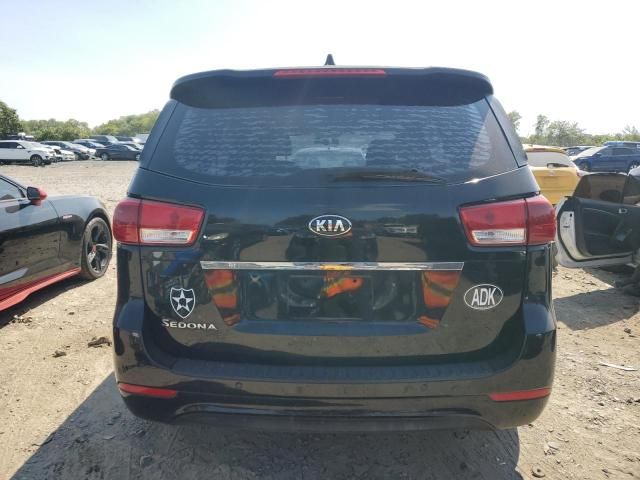 2015 KIA Sedona L