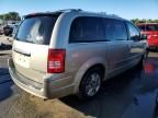 2009 Chrysler Town & Country Limited