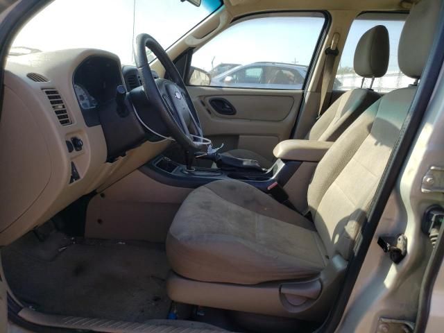 2005 Ford Escape XLS