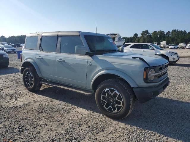 2024 Ford Bronco Outer Banks