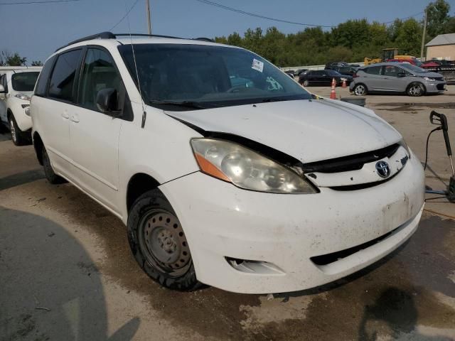 2008 Toyota Sienna CE