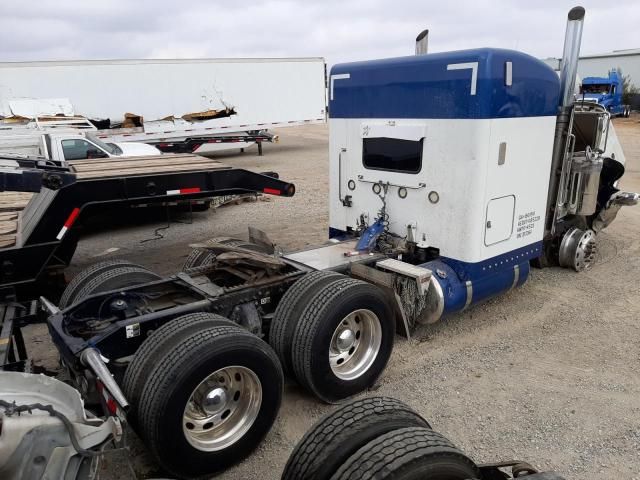 2016 Peterbilt 389