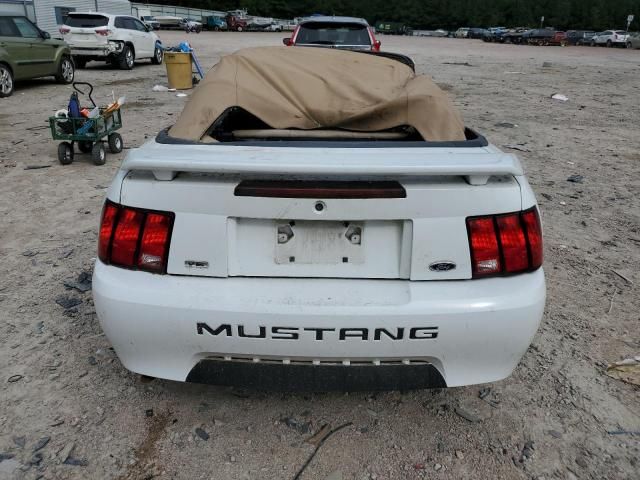 2004 Ford Mustang