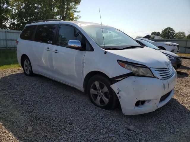 2012 Toyota Sienna LE