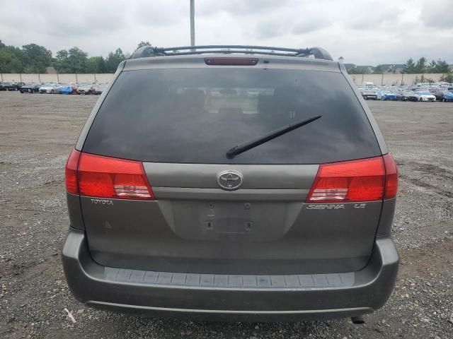 2004 Toyota Sienna CE