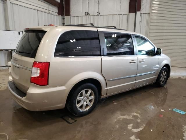 2012 Chrysler Town & Country Touring