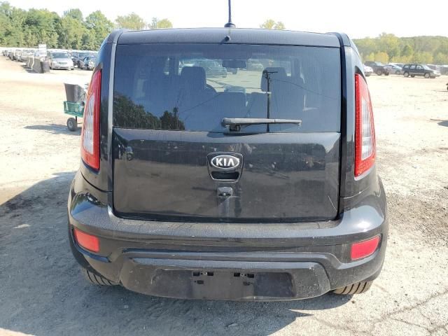 2013 KIA Soul +