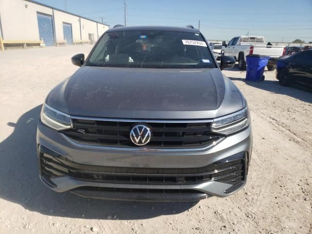 2023 Volkswagen Tiguan SE R-LINE Black